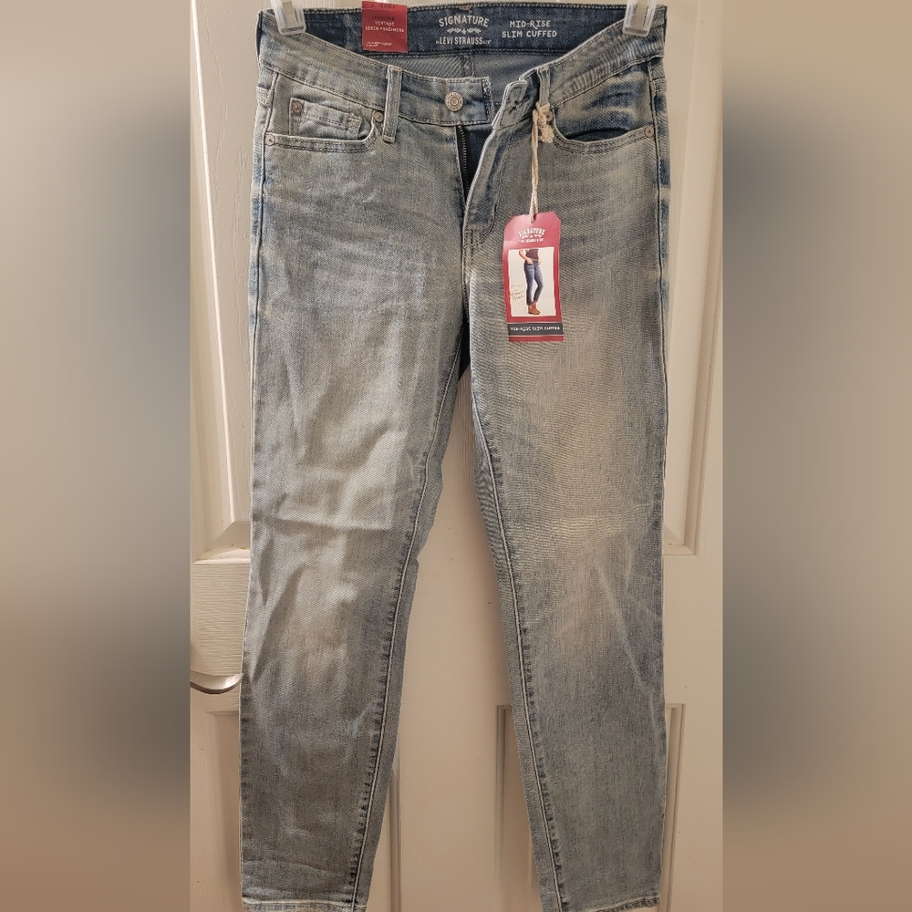 Signature Levi Strauss Jeans